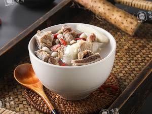喝汤时间养生汤加盟店产品-莲藕玉米炖排骨汤